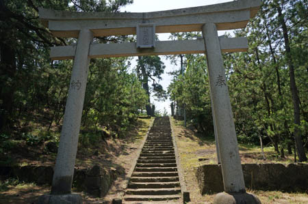 琴引浜白滝神社