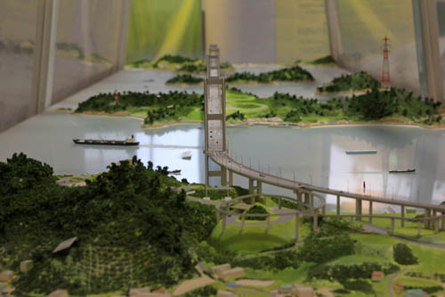 来島海峡大橋模型
