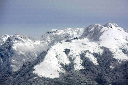 雪の石鎚山