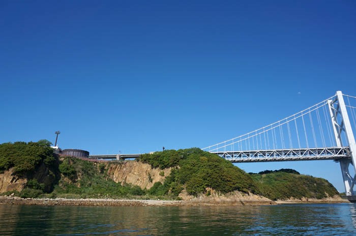 瀬戸大橋と与島パーキングエリア
