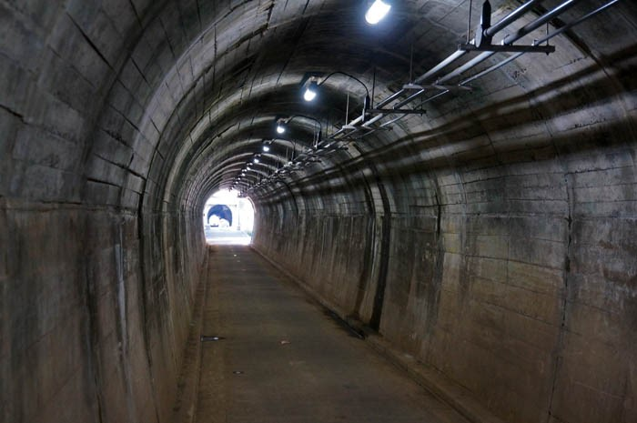 赤堀トンネル内部