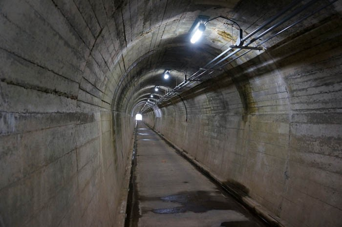 赤坂トンネル内部