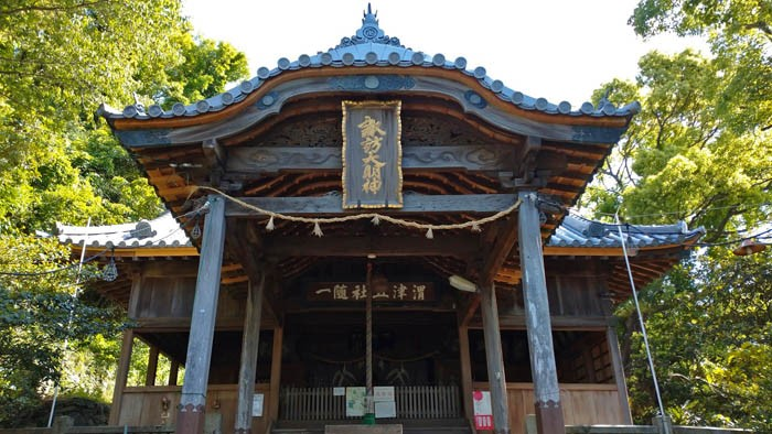 徳島諏訪神社拝殿