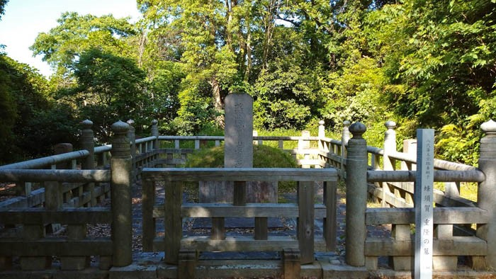 徳島藩八代藩主・蜂須賀重隆の墓