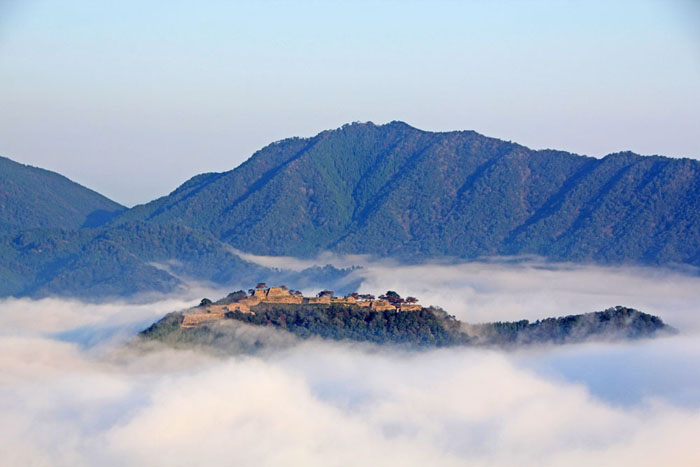 雲海と竹田城